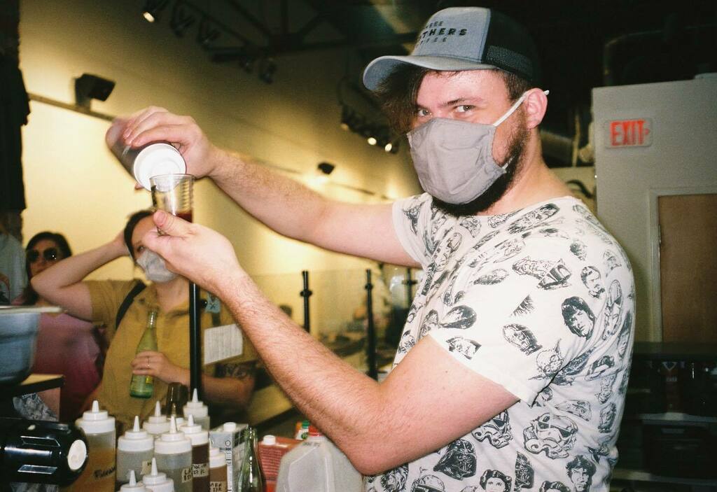 ⁣
Hardest working dude in the biz⁣
⁣
Come hangout tonight with <a href="/jackie/">Jackie Adkins</a>.r.w and <a href="/madsmargret/">blahmaxblah🤡</a> 

You won’t regret it!