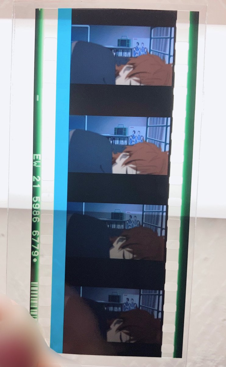 lox_5m's tweet photo. @tos 交換
劇場版 Free! Final stroke FS 入場者特典 コマフィルム 6週目 TM 絆 約束

譲：御子柴百太郎 ベッドのシーン
求：七瀬遙(ハイスピ、TM不問)シーン問わず何でも検討します｡ソロだと嬉しいです。

ピンセット使用｡検索からでもお気軽にお問い合わせ下さい。 https://t.co/OnhPkB1EBt