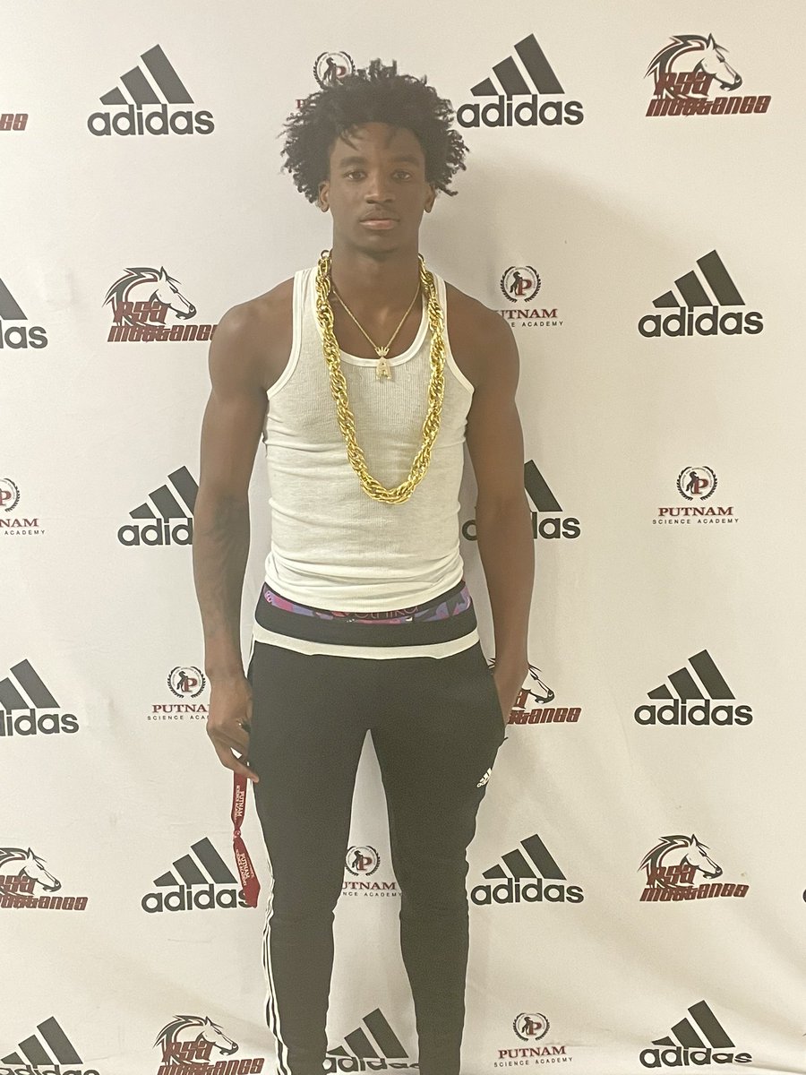 PSAhoops's tweet image. The week “The Horse Collar” goes to a familiar face‼️ Arturo Dean becomes the first 2X winner 🔥🔥🔥 
Programs that like to win games should recruit @ArturoDean12 💯💯💯