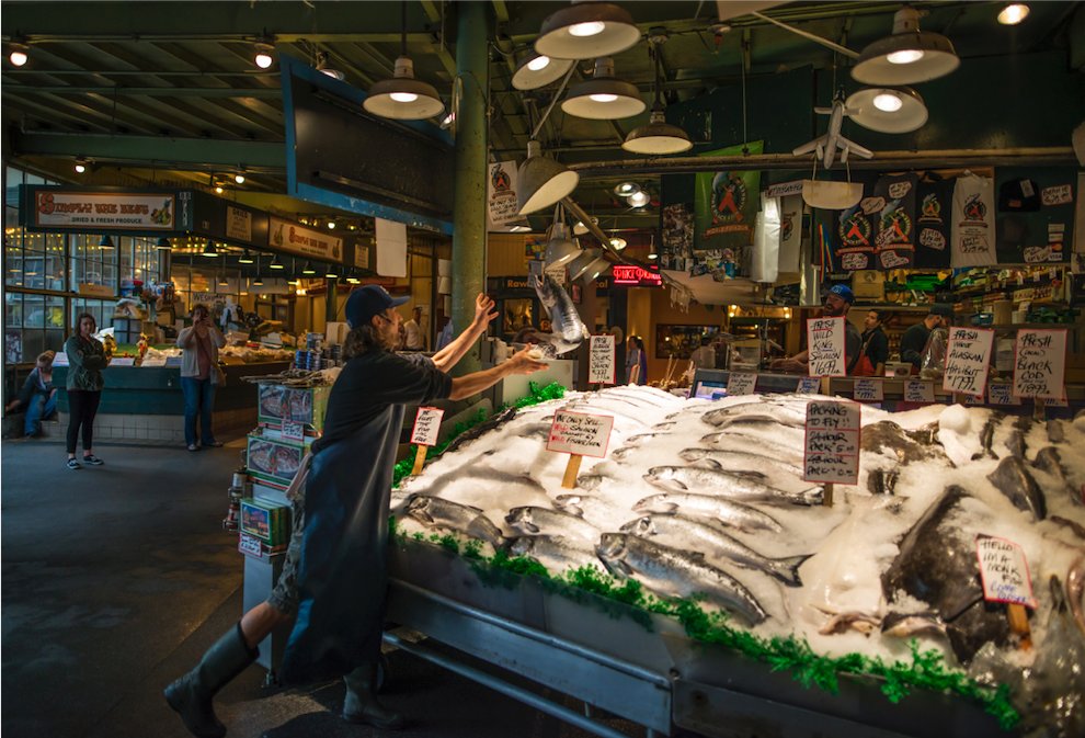 Sigma_Photo's tweet image. Join us at @samys_camera for a 3-part workshop where pro photographer Mark Edward Harris will be discussing the best ways to tell a story through images.
 
#SigmaTech Marc Farb will be on hand with SIGMA lenses for you to try during the workshop 

Details: bit.ly/3BcmMud