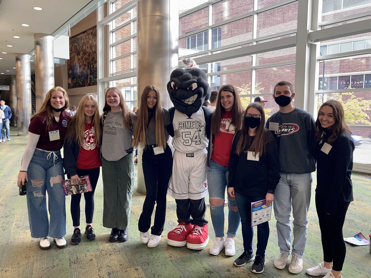 Elizabeth Huether tweet media