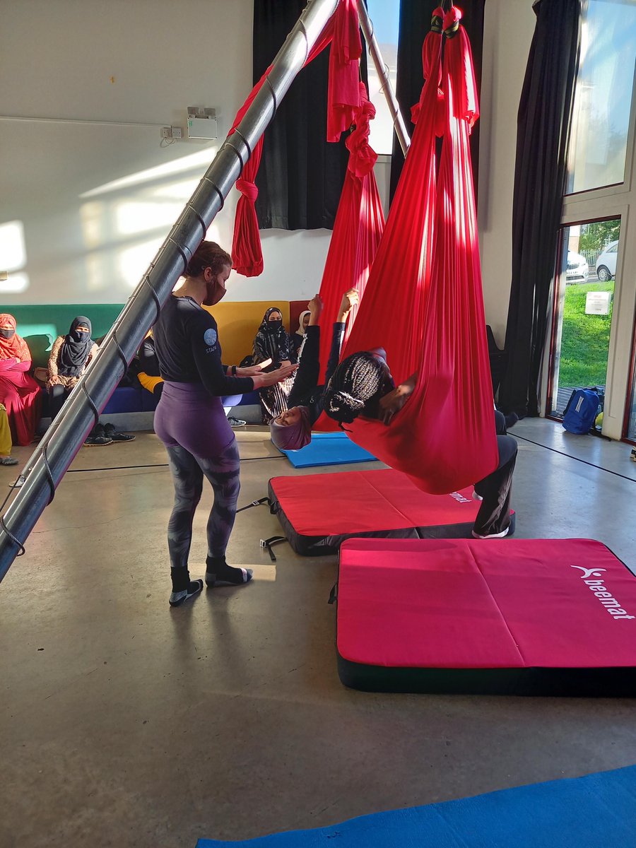 SCOREscotland's tweet photo. We were joined by All or Nothing Aerial Dance Theatre company on Wednesday for some fun Trapezing with our Women's Group

👀 If you are interested in joining the women's group more information is available below ⬇️

https://t.co/jxYdS6EZ50 https://t.co/HsCdBTYFI6