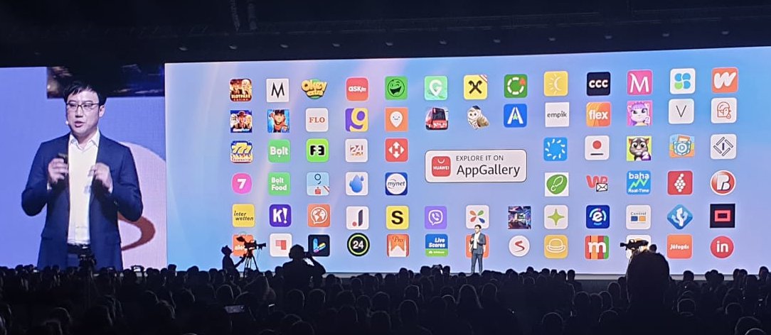 mapfactor's tweet image. As a partner app developer we were invited to participate at Huawei&apos;s new product launch in Vienna, Austria on October 21, 2021. Huawei reaffirmed their commitment to continue their close cooperation with developers and launched their newest phone, Nova 9.
#HUAWEINova9 #navigator