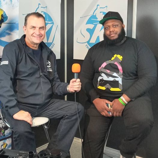 Ski TV (@skitvofficial) on Twitter photo Darryl the man from Urban Shedderz UK dropped by for a chat with SKI TV at the National Snow Show <a href="/natsnowshow/">The National Snow Week</a>🙏😊
#skitvofficial #nationalsnowshow Darryl the man from Urban Shedderz UK dropped by for a chat with SKI TV at the National Snow Show <a href="/natsnowshow/">The National Snow Week</a>🙏😊
#skitvofficial #nationalsnowshow