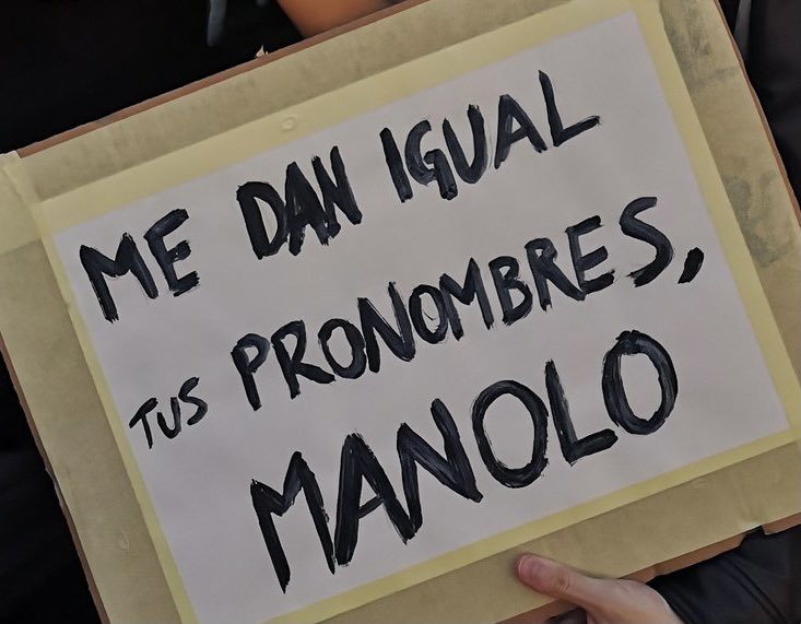 redindomitable's tweet photo. 📢 Atención posmolerdes, os pedimos respeto por los pronombres de @Kodama13 que se autoidentificará they/them de 00:00 a 00:20, she/her de 00:21 a 00:22, Chimo Bayo de 00:23 a 01:15, durante los 20 minutos siguientes será Dos Espíritus, así estará disponible cacofónicamente + https://t.co/IV5KLwwegs