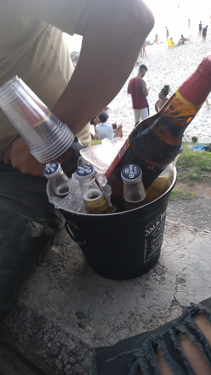 Marcos76229574's tweet photo. Meu sábado finalzinho de tarde https://t.co/FXbdEJ3ZOJ