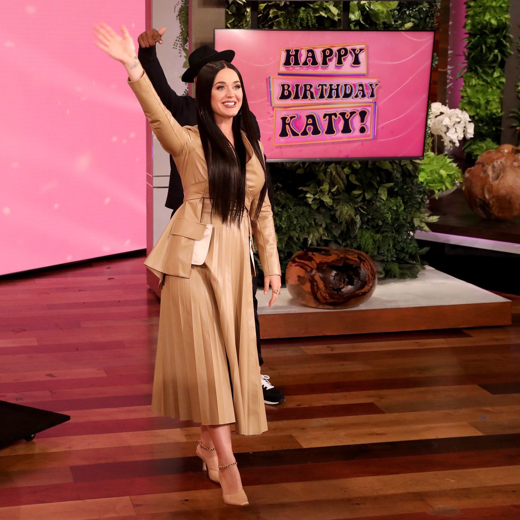 Happy birthday momma katy perry   