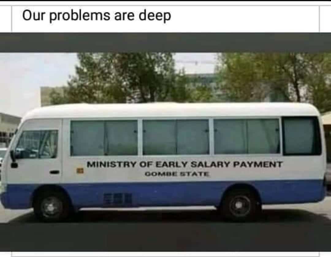 Lil_Gablex's tweet photo. I'll definitely look for the angel that put my name amongst Nigerians when I get to heaven!

I can't believe I live in the same country with this kind of people 🤦🏽

@HistoryArtLove @RBiakpara @Dajibawo1 @omo_akin @CitizenPeper @edoyakulo @Ikenna_09 @savndaniel @OloriFirstlady 🚶🏽 https://t.co/r0X3z6rnW1