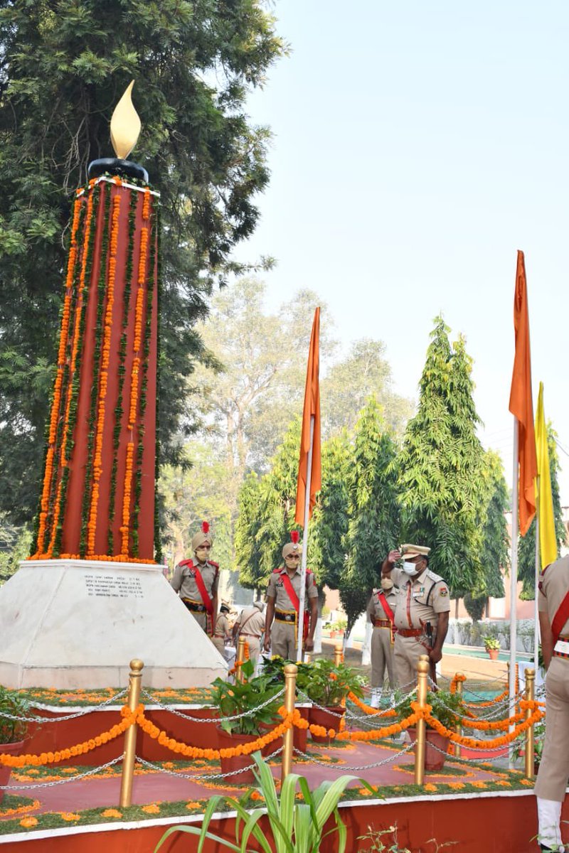 ashokkumarpps's tweet photo. Police Commemoration Day
.
#PunjabPolice #PoliceCommemorationDay 
#PunjabPoliceAcademy
#DSPAshokKumar
.
.
.
.
@PunjabPoliceInd https://t.co/wXWebgE8j2