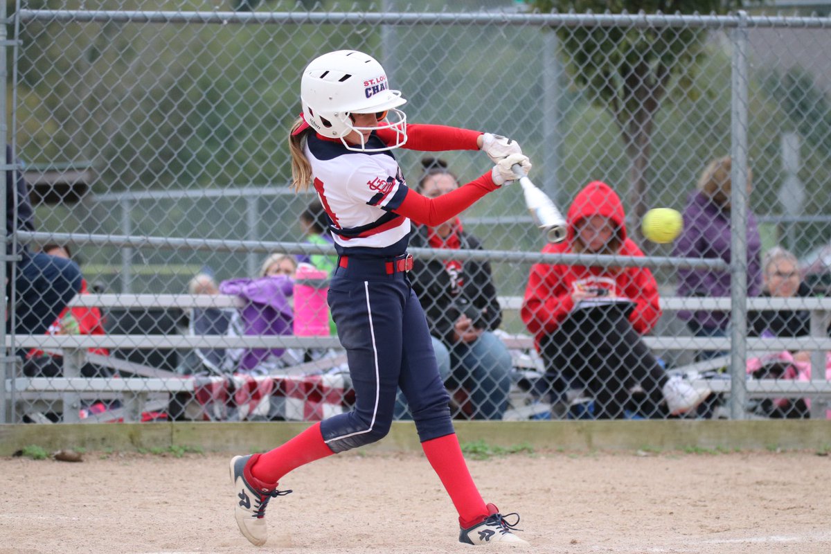 classichitting's tweet image. Big congrats go out to Kathryn Carr as she hit her 1st home run of her career!  She’s 10 and has big dreams @Katiecarr06Carr @StLChaos