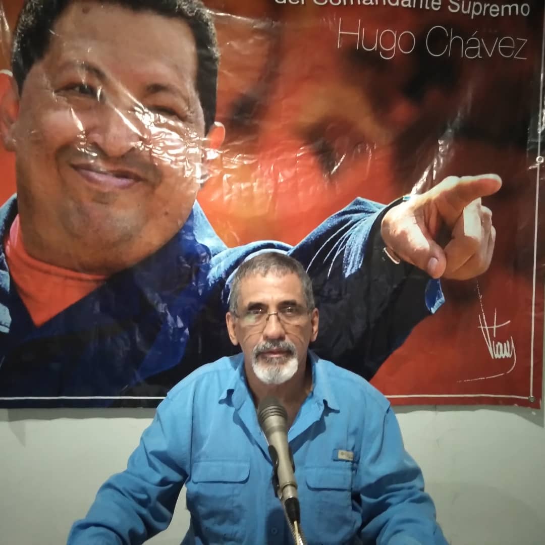 106_1fm's tweet photo. #25Octubre| Unare106radio le da la Bienvenida a su nuevo programa Ciclo y Reciclos con el Dr Rodolfo González estara con uds todos los lunes de 10am a 12m @NicolasMaduro @llovizna1047fm @pedviloria_1995 @Conatel @Mincyt_VE https://t.co/xW5RvhIP7w