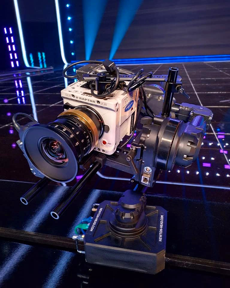 NewtonNordic's tweet photo. A RED V-Raptor ST camera with Laowa 12 lens, mounted on a NEWTON S2 #stabilizedhead and sliding on a Atlas Modular built into the stage. Neat install by SVS in Moscow🤩
.
#redcamera #VRaptorRED #redvraptor #redraptor #vraptor #reddigitalcinema #redcamerausers https://t.co/cpobME5f7E