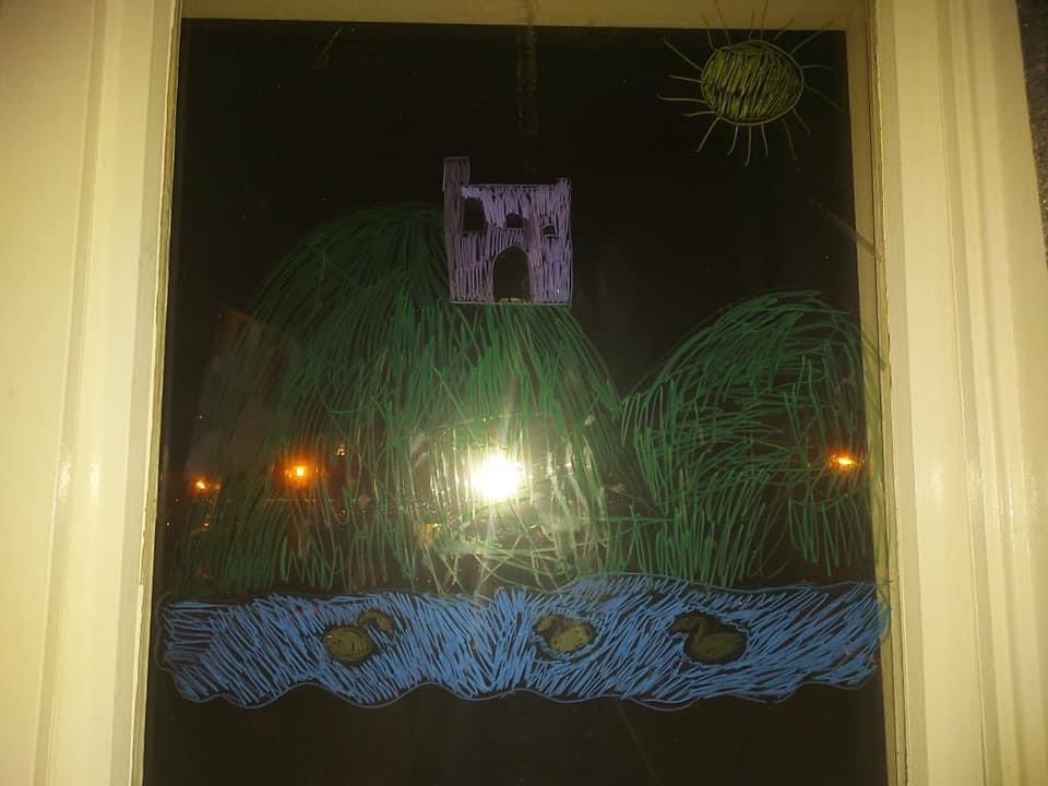 CraigmillarFest's tweet photo. Look how cool these window decorations were during the festival! We’d love to see yours, too!
Just a wee reminder to please send them to craigmillarfest@gmail.com so we can upload them to the online gallery.
#Craigmillar100 #100Windows https://t.co/DpHr3iWGgN