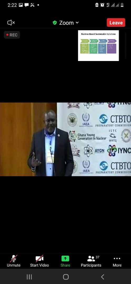 GhanaYGN's tweet photo. Currently speaking, Mr Micheal Osei, from Biotechnology and food security, Ghana.

#AYNS2021 #Africa4Nuclear @african_ygn @AUYouthProgram @auyouthenvoy_ @AUC_MoussaFaki @iaeaorg https://t.co/koE9BRlbvJ
