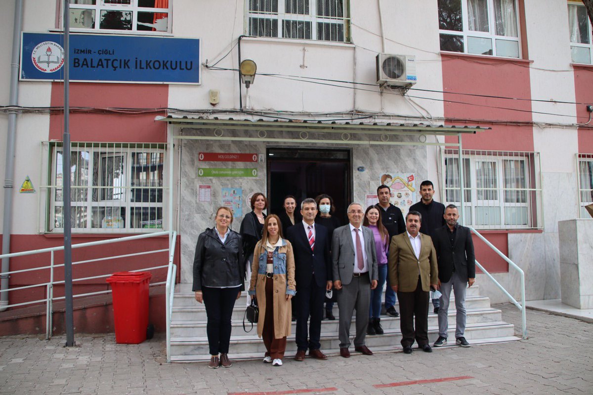 cigli_mem's tweet photo. Çiğli Kaymakamımız Sayın Adnan Çakıroğlu ve İlçe Müdürümüz Sayın Mesut Uğurlu, Tekel Ortaokulu, Balatçık İlkokulu ve Selim Diniz İlk/Ortaokulunu ziyaret edip eğitim öğretim faaliyetlerini yerinde incelediler. @TC_Cigli @izmir_ilmem @karabeyoglu35 https://t.co/6vq4UuxU1P