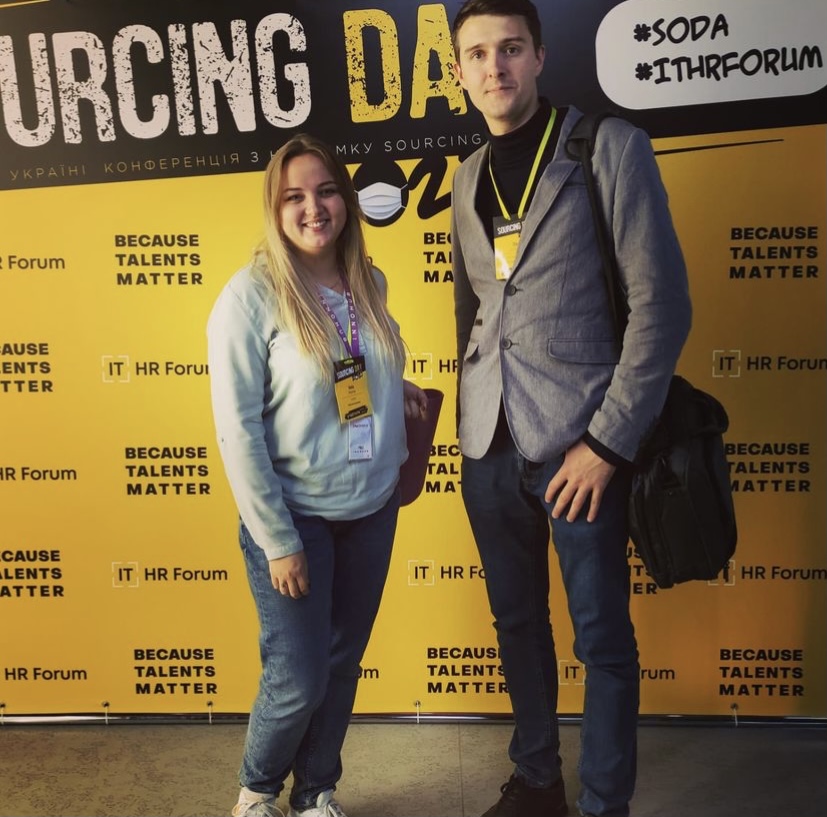 ego_innovations's tweet photo. Our team visited the #ITHRForum and got fresh Ideas for improving our capabilities🚀
BTW, Learn how to improve the first days' experience of a new hire in your company from our Head of HR 👇
https://t.co/mjZCUOzsao
#ITHR #HR #HumanResources #recruitment #Recruiting #ITstaffing https://t.co/rmiKnTqDzg