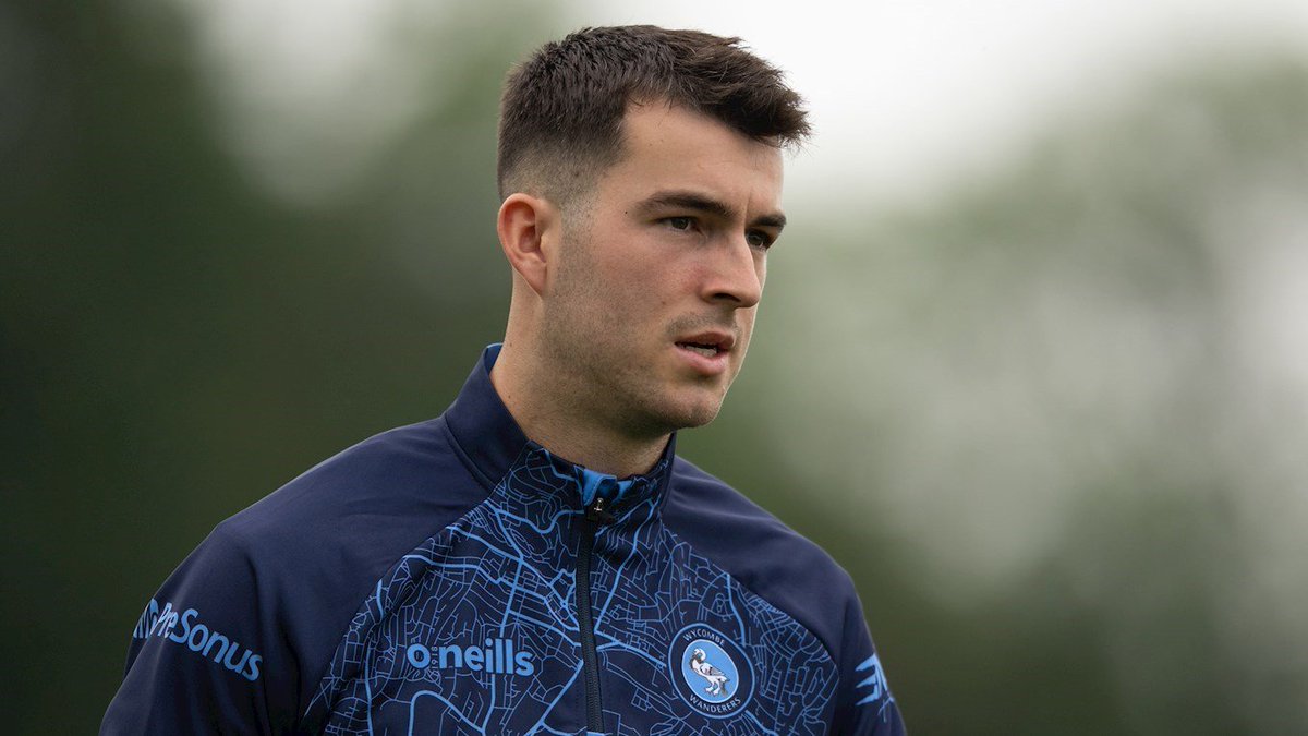 wwfcofficialES's tweet photo. ¡Feliz cumpleaños a #JackWakely !

🎂🎂🎂
#Chairboys https://t.co/CeSMN4WMWI