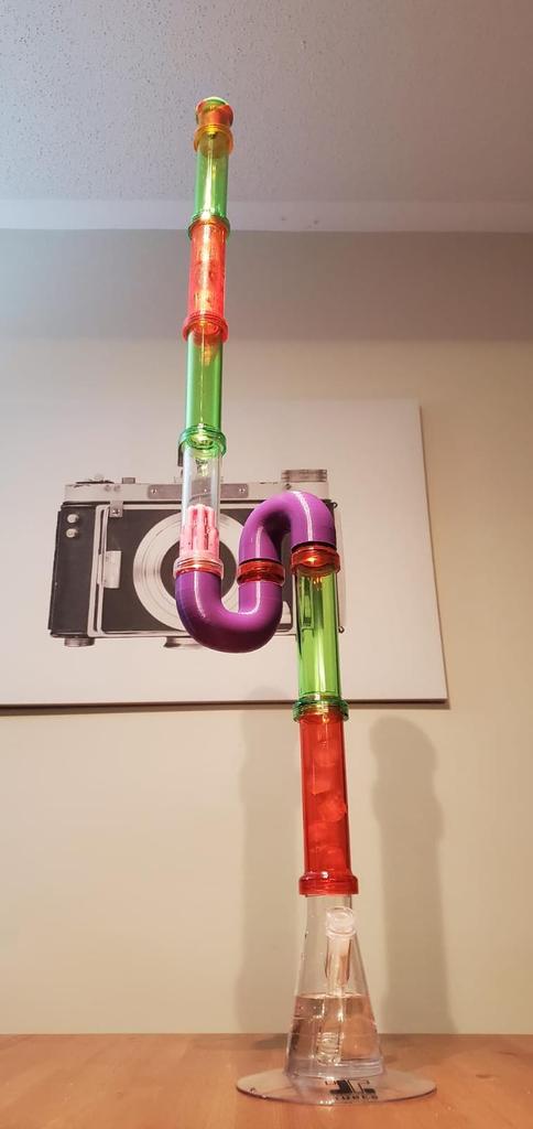 ParentsGetBaked's tweet photo. I've owned the Build-a-bong kit for a few months now and still keep coming up with new ways.
Absolutely love this thing.
If you are getting one, use code ParentsGetBaked to receive a discount on your purchase
#BuildABong #TransformerTubes #DiscountCode #ParentsGetBaked #Love https://t.co/zG0NObDz5M