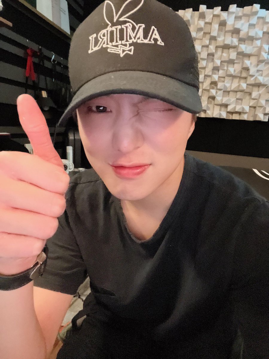 kksongpearlee_W's tweet photo. “Thank you for all the Inseos who celebrated the day we became WINNER today!!!💙”
#KANGSEUNGYOON #강승윤 @official_yoon_
#위너는_8년째_예뻤더라
#8YearsWithWINNER https://t.co/dAAYVgPCHp