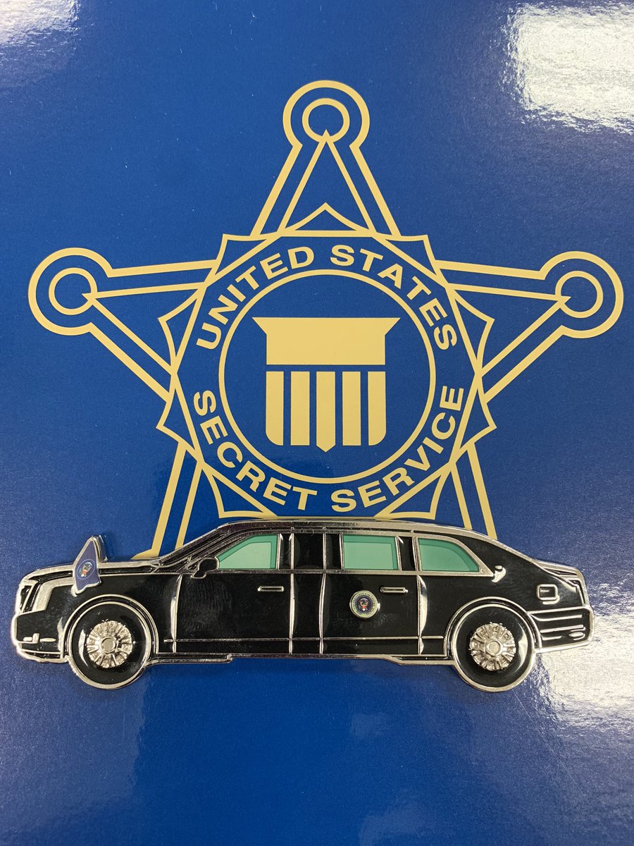 WildcatNation22's tweet photo. Thanks for the visiting Whitewater HS and my unique challenge coin, Secret Service Special Agent Paul McClanahan. @WhitewaterHS @FayetteCTE https://t.co/ei3EM4GmZK