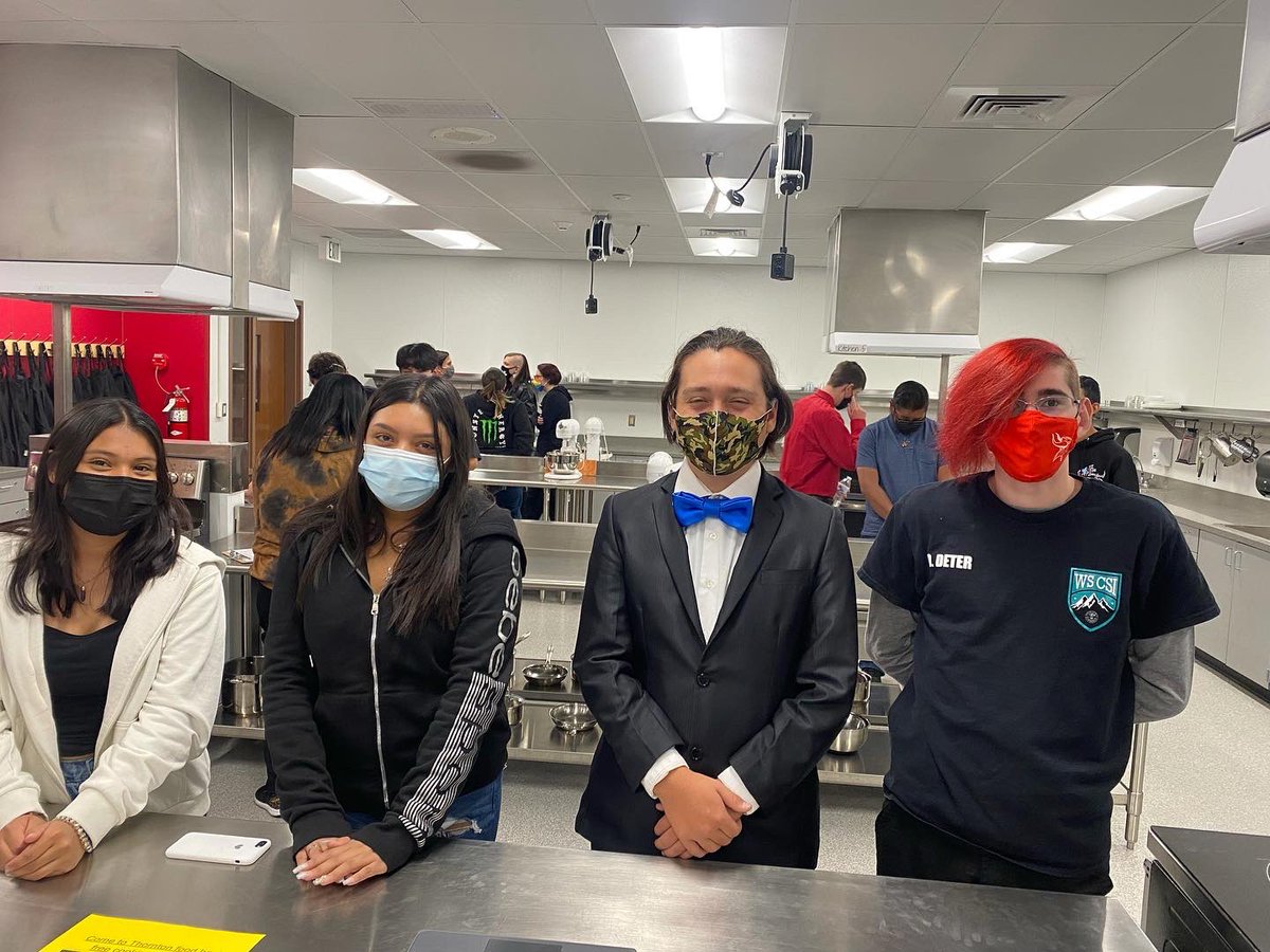 NorthglennSTEM's tweet photo. Partnering with Odin’s Outpost, Northglenn Food Science Students presented their solutions to food insecurity problems within our community. #stem #pbl #problemsolvers #norseproud #fivestarproud #fivestarstem https://t.co/zk0528GkPd