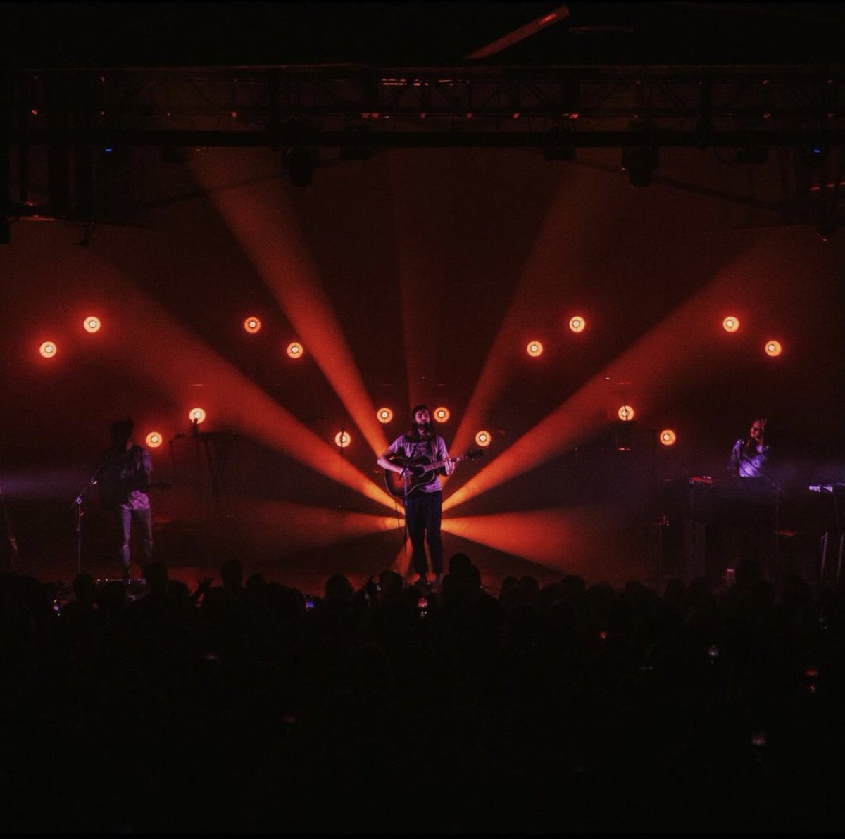 TheRobeWay's tweet photo. Taking the stage at @MMusicWorks in Nashville with @MtJoyBand & #lightingdesigner Max Lenox using a tour rig of @Robelighting #PixelPATT & #MegaPointe luminaires supplied by @JRLXINC. (📸 Aubrey Denis)
#therobeway #robelighting #jrlxinc #mtjoyband #concertlighting #concertdesign https://t.co/2cQYgYPqEY
