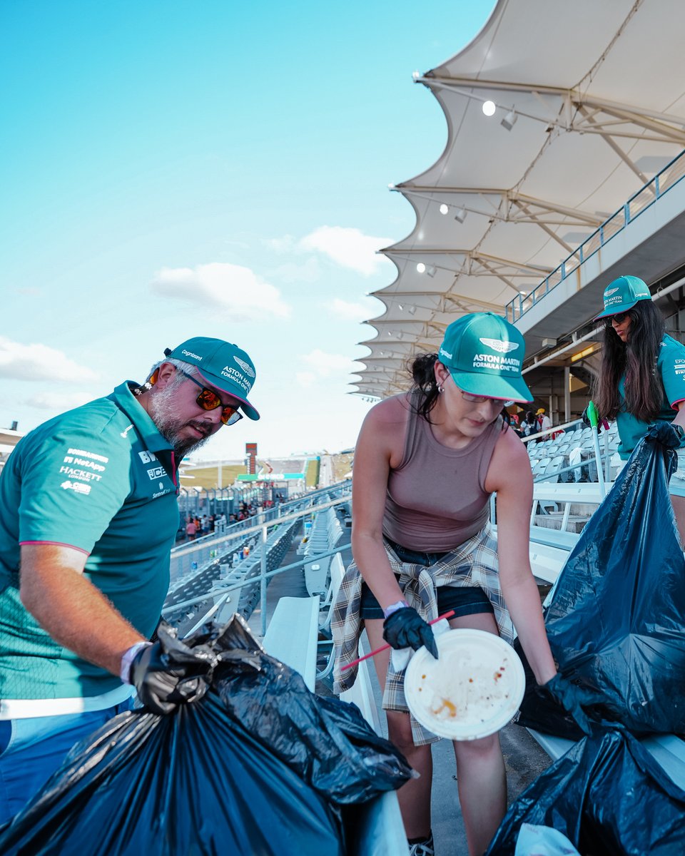 F1's tweet photo. It didn't stop there!
After the race a group of @AstonMartinF1 fans came together to pick up litter across the grandstands
Seb is an inspiration on-track and off 👏
📸 : @AstonMartinF1
#USGP 🇺🇸 #F1 https://t.co/KrgOcIvK8g