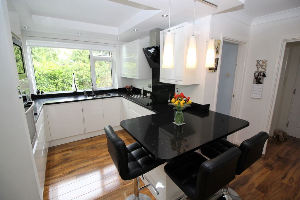 bmthproperty tweet picture
