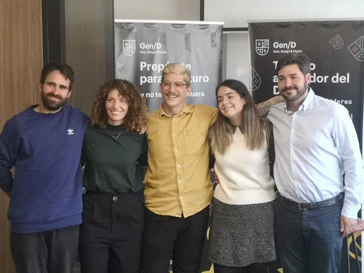 Hace 4 meses, 8 seres de luz unían sus caminos para comenzar su aventura como #Data #Driven &amp; #CRO #Designers

Se marchan de aquí como verdaderos #amigos, formando una auténtica #familia 👩🏻‍💻  👨🏻‍💻

¡Dejáis un hueco enorme en las aulas y en nuestros corazones!

#gend #design #alumnis
