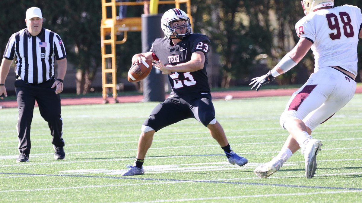 Congratulations to @MITFootball QB Oakley Dehning, who made his first career start for @MIT on Saturday and earned the NEFW Division II/III Gold Helmet Award for his play in the comeback win! bit.ly/2ZfHADM #RollTech @MITstudents @D3FBHuddle @d3football @NEWMACsports