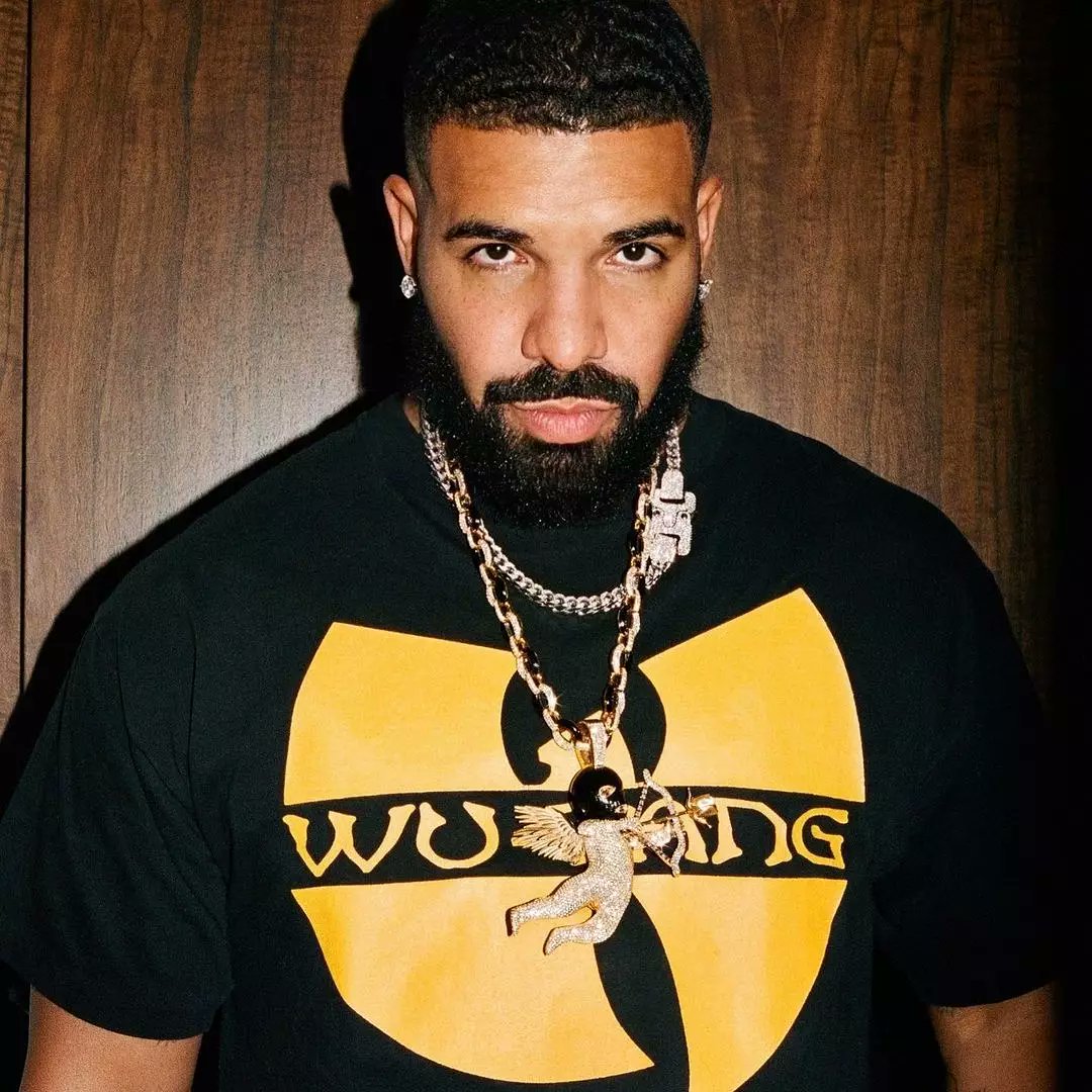 dausino_bangs's tweet photo. What your favorite Drake songs? ✈️
@Drake
Follow us for all entertainment news. ⬇
@Noire_TV
@Noiretvnetwork
#dew
#dewpromotions
#drake #ovo #meekmill #toronto #ovogiveaway #drizzy #meekvsdrake #drizzydrake #drakequotes #teamdrizzy #drakesongs #question #answer #internet https://t.co/BlFe9Sl4fk