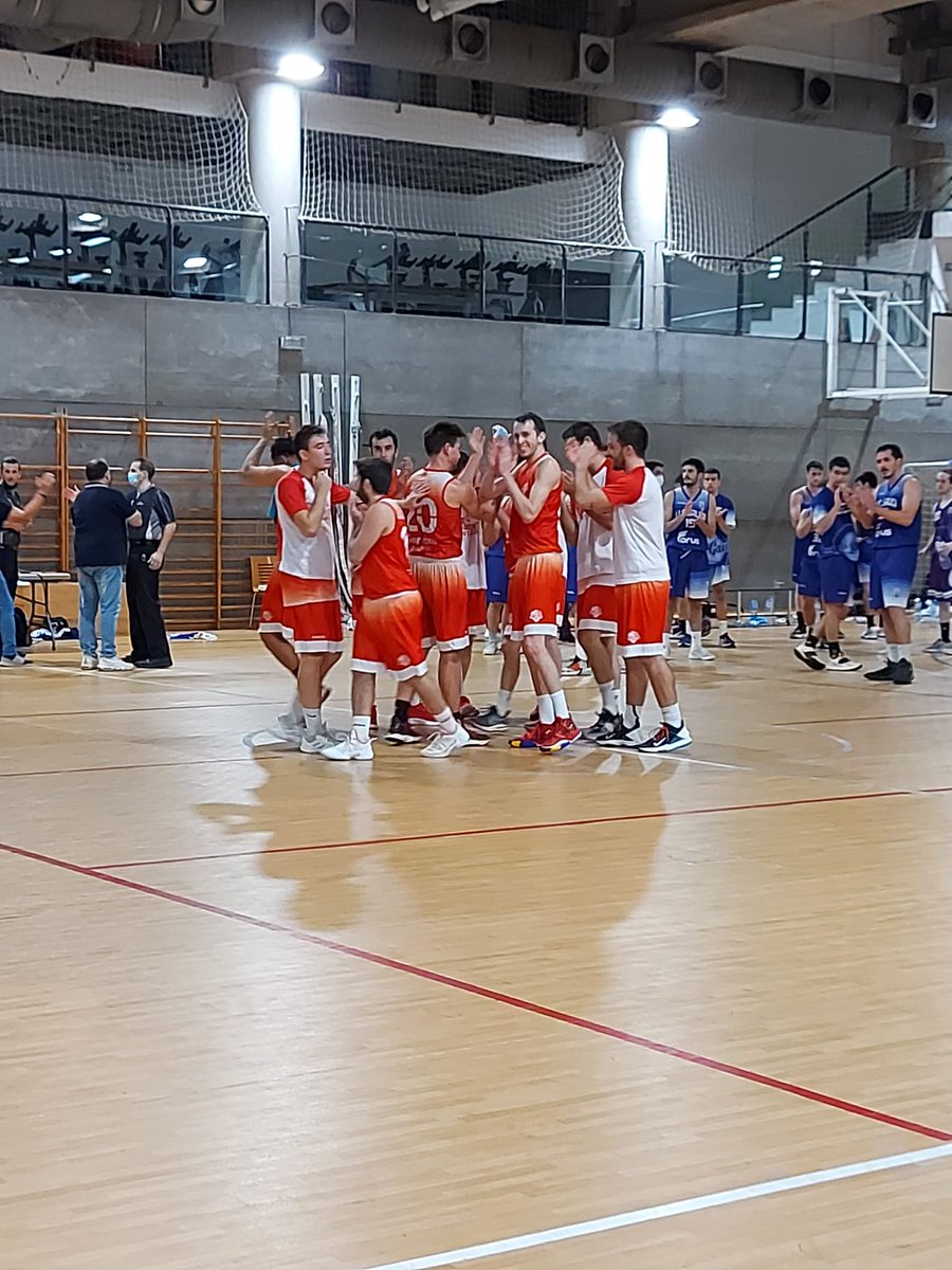 CBSantPere's tweet photo. 📝El Sènior guanya 53-58 al @UEGaudi, equip invicte.
Ferran Nájar🗣️"Partit molt complet en defensa davant el millor atac i amb la implicació de tots els jugadors. Hem fet un bon 1Q i hem sabut solventar els moments complicats. Pocs equips guanyaran a aquesta pista".
#roadto1a https://t.co/C8tdeavqh3