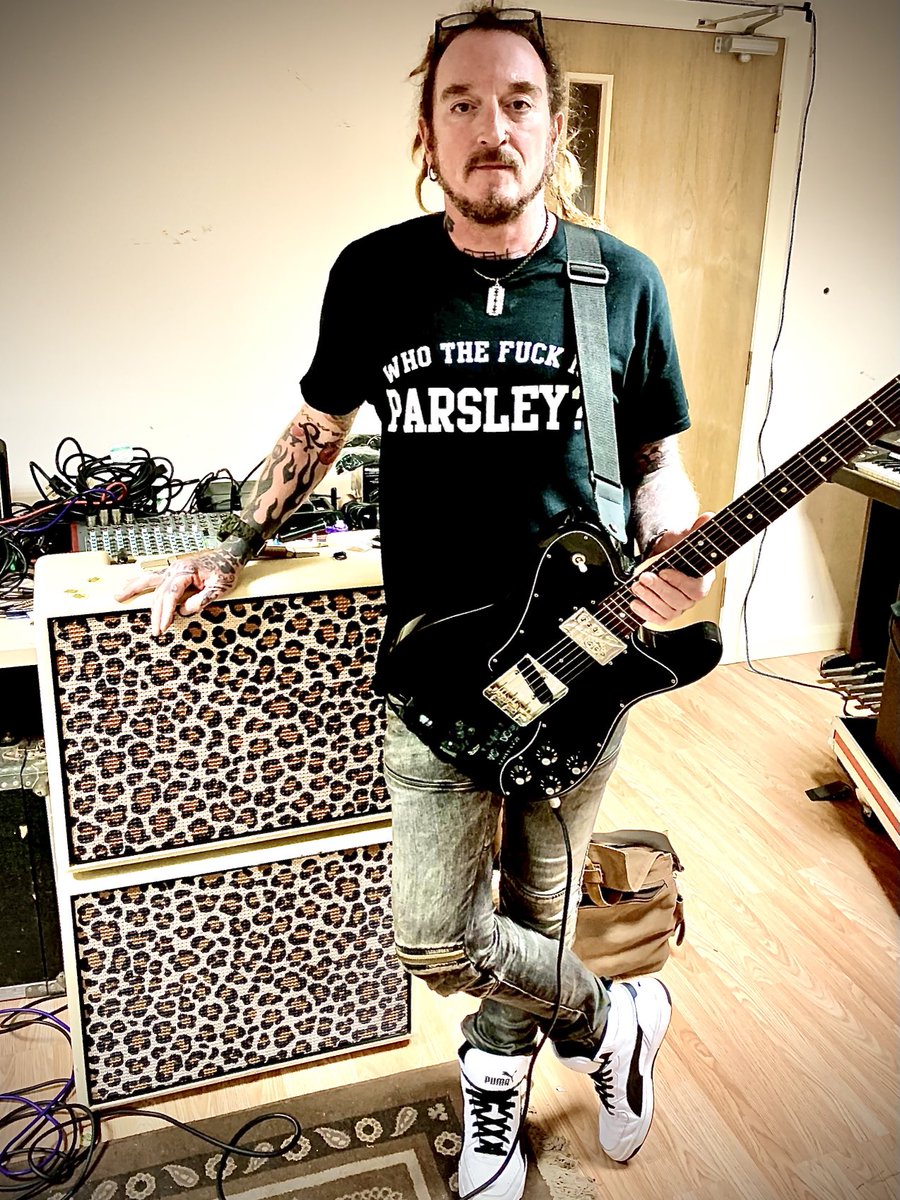 Ginger Wildheart tweet media