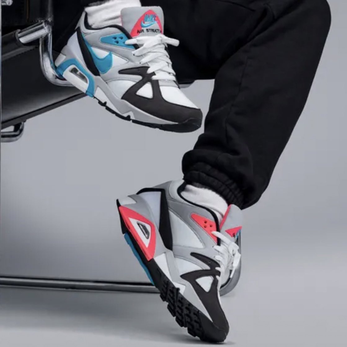 snkr_twitr's tweet photo. Nike Air Structure ‘Neo Teal’ on sale for $79.99 w/code SPOOKY20 

https://t.co/bowSRO0ftg

#AD https://t.co/lcqAFV2XTH