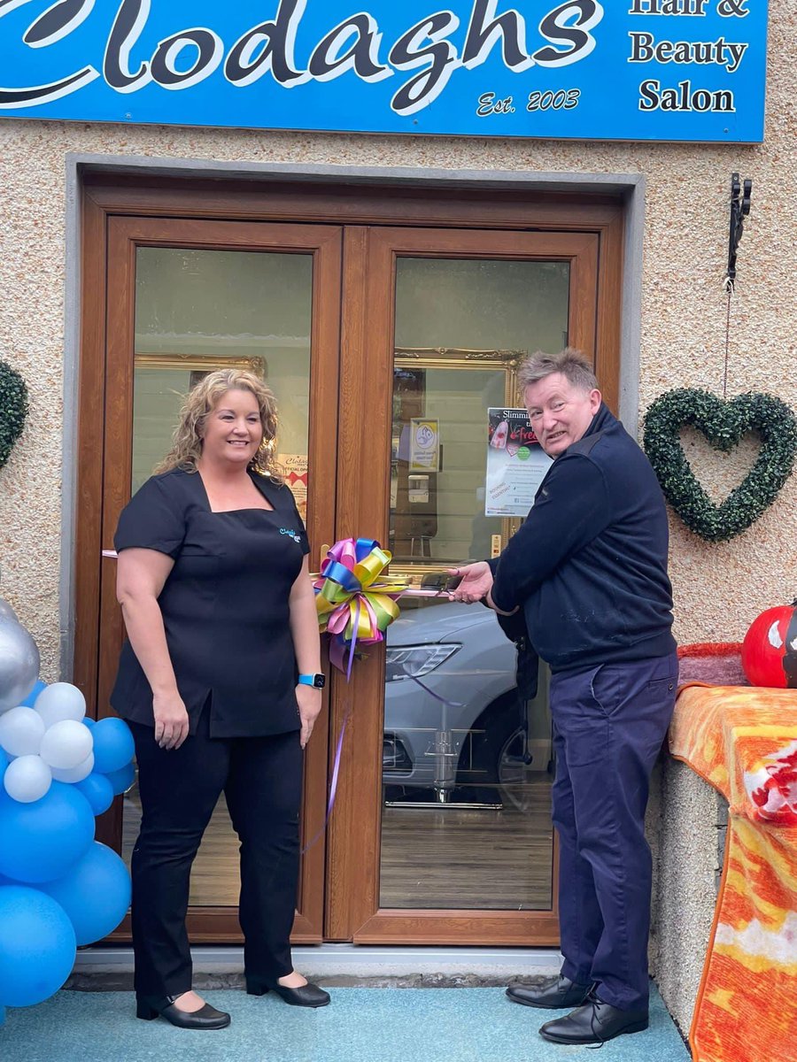 CllrPearse's tweet photo. I was honoured to be asked to cut the ribbon on a new hairdressers in #Castlebellingham - I wish Clodagh’s Hair Salon every success ⭐️⭐️⭐️ https://t.co/jo2byByWCc
