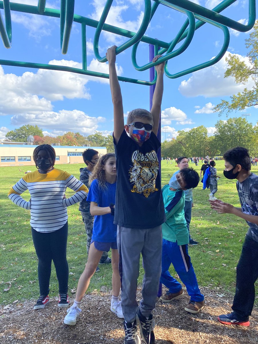 QuibbP's tweet photo. Quibble Fall Festival Activities Students enjoying games, ice breakers, and the beautiful fall season. Fall 2021 https://t.co/cryWHTlhrC