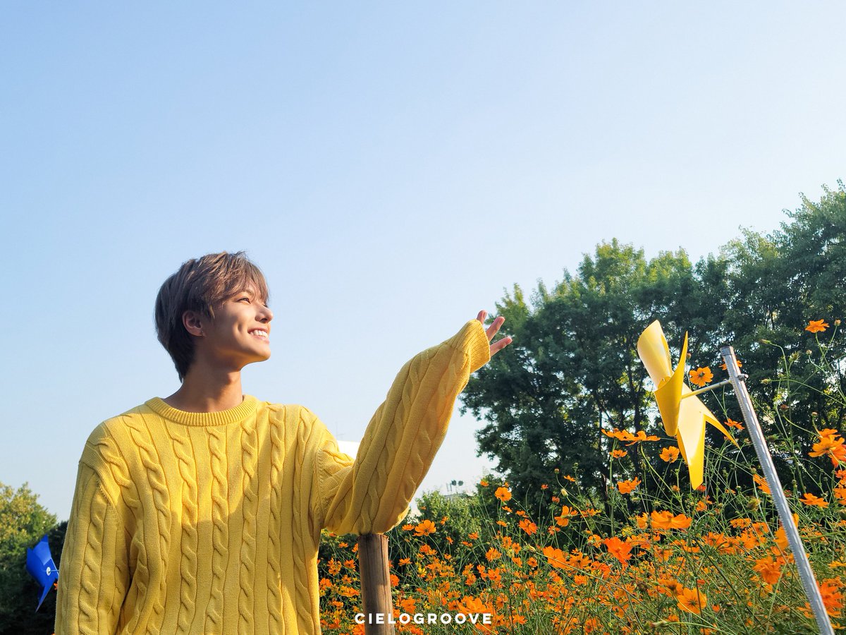 CIELOGROOVE's tweet photo. CIELOGROOVE PROJECT VOL.2
<Yellow (Feat.  Lee Young Bin)> TEASER IMAGE 3

💛2021.10. 28. 12PM (KST)💛

#CIELOGROOVE
#CIELOGROOVEPROJECT 
#LEEYOUNGBIN
#YELLOW
#씨엘로그루브 
#씨엘로그루브프로젝트 https://t.co/zSiwmIt6iX