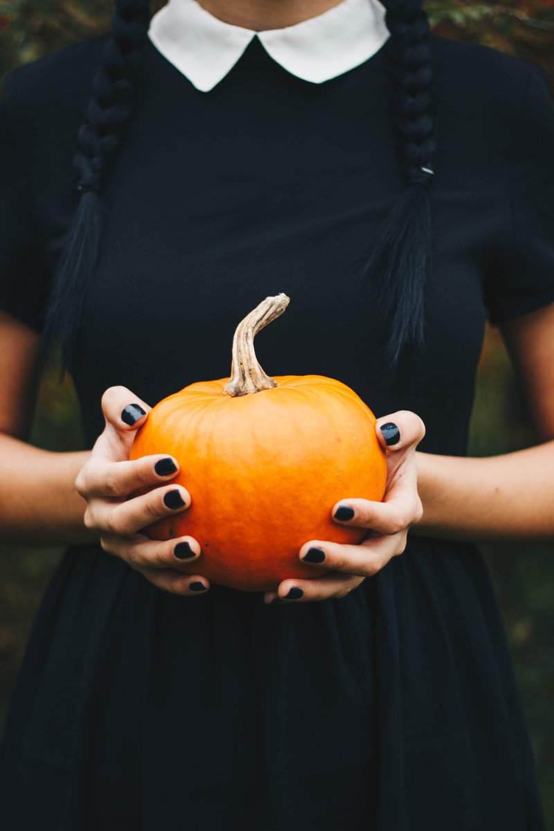 AlhydranUK's tweet photo. Fancy-dress costumes can be highly flammable, stay safe this Halloween! 
🎃Check the safety standards of any costumes
🎃Stay away from open flames and sparklers
🎃Stop, Drop and Roll in the event clothing catches fire
🎃Cool burns with cool running water for 20 minutes https://t.co/JVlXpKUIFP