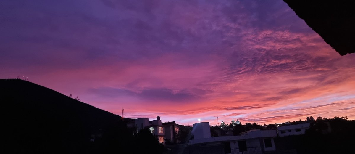 VioletaCruzS's tweet photo. Así nos amaneció en #Jocotitlán. Tierra bendita, tierra bonita. 🌎 #EdoMex #NotFilterNeeded https://t.co/Faj5B8rCXo
