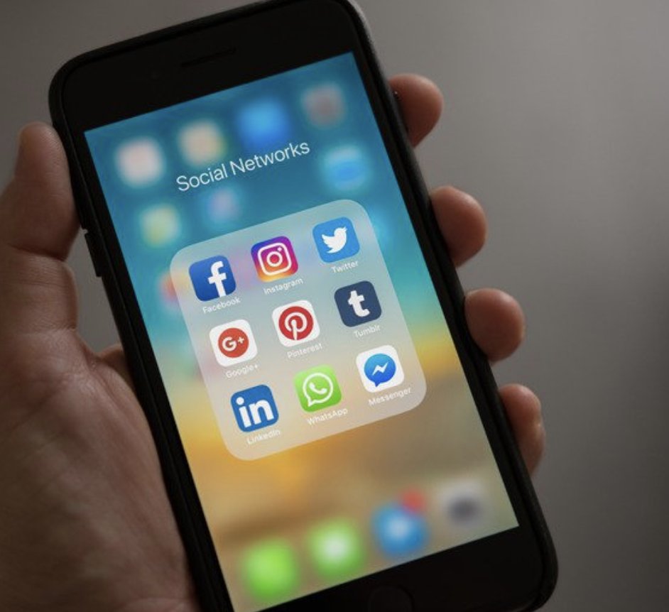 Judith_Harter's tweet photo. Nicht nur für Blogger, auch für Webseiten-Betreiber und Freiberufler ist dieses Tool Blog2Social eine große Erleichterung. Denn die Beiträge auf Social-Netzwerken zu teilen, ist keine leichte Arbeit.  #Blog2Social #Netzwerk

https://t.co/WuX2t0ShC5 https://t.co/u2jGkUOp4c