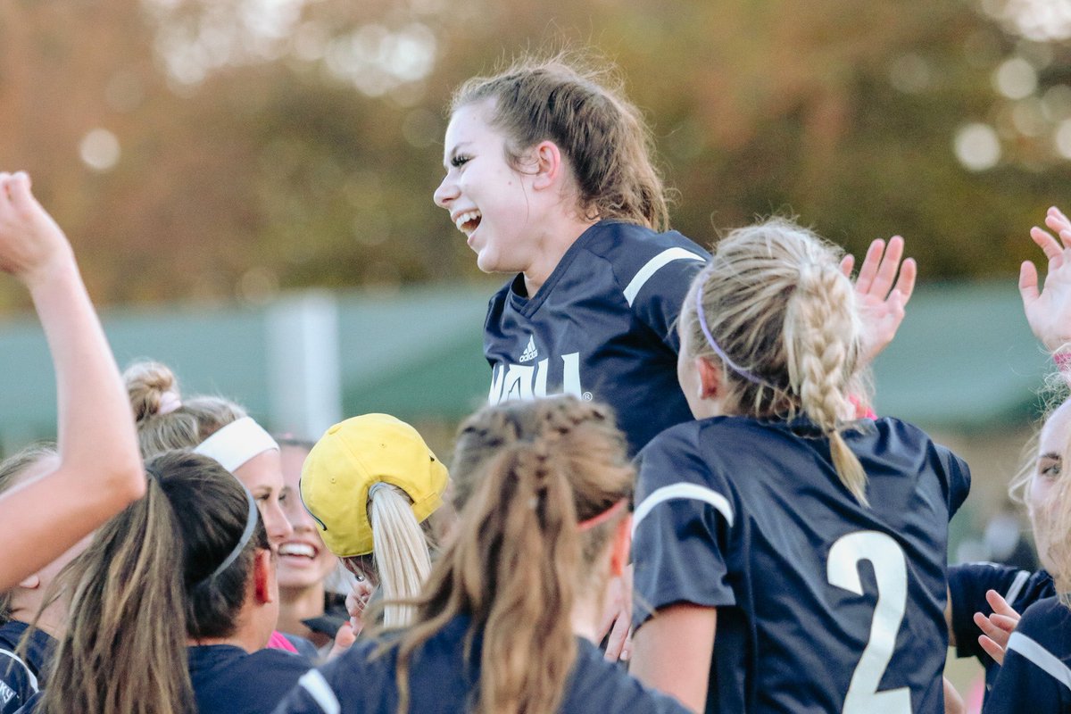 NAUAthletics's tweet photo. Right on time.

@NAUWomensSoccer had themselves a weekend clinching a spot in the Big Sky Tournament and finishing the regular season with 6 wins in a row!
#naustrong https://t.co/vuDOM0blCJ