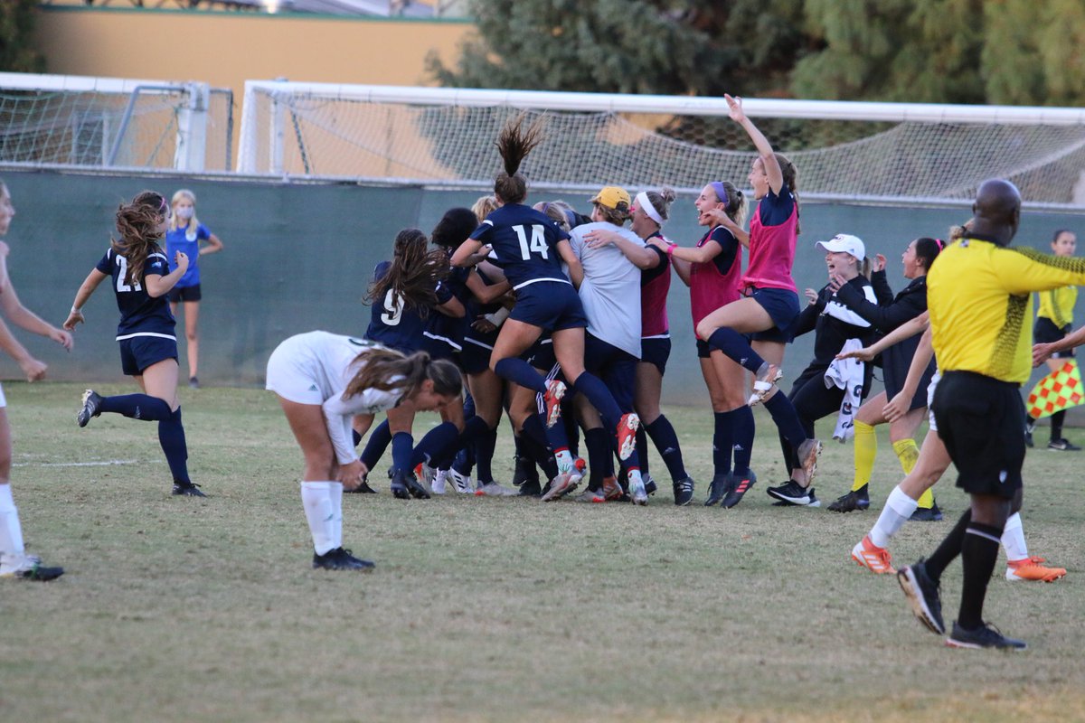 NAUAthletics's tweet photo. Right on time.

@NAUWomensSoccer had themselves a weekend clinching a spot in the Big Sky Tournament and finishing the regular season with 6 wins in a row!
#naustrong https://t.co/vuDOM0blCJ