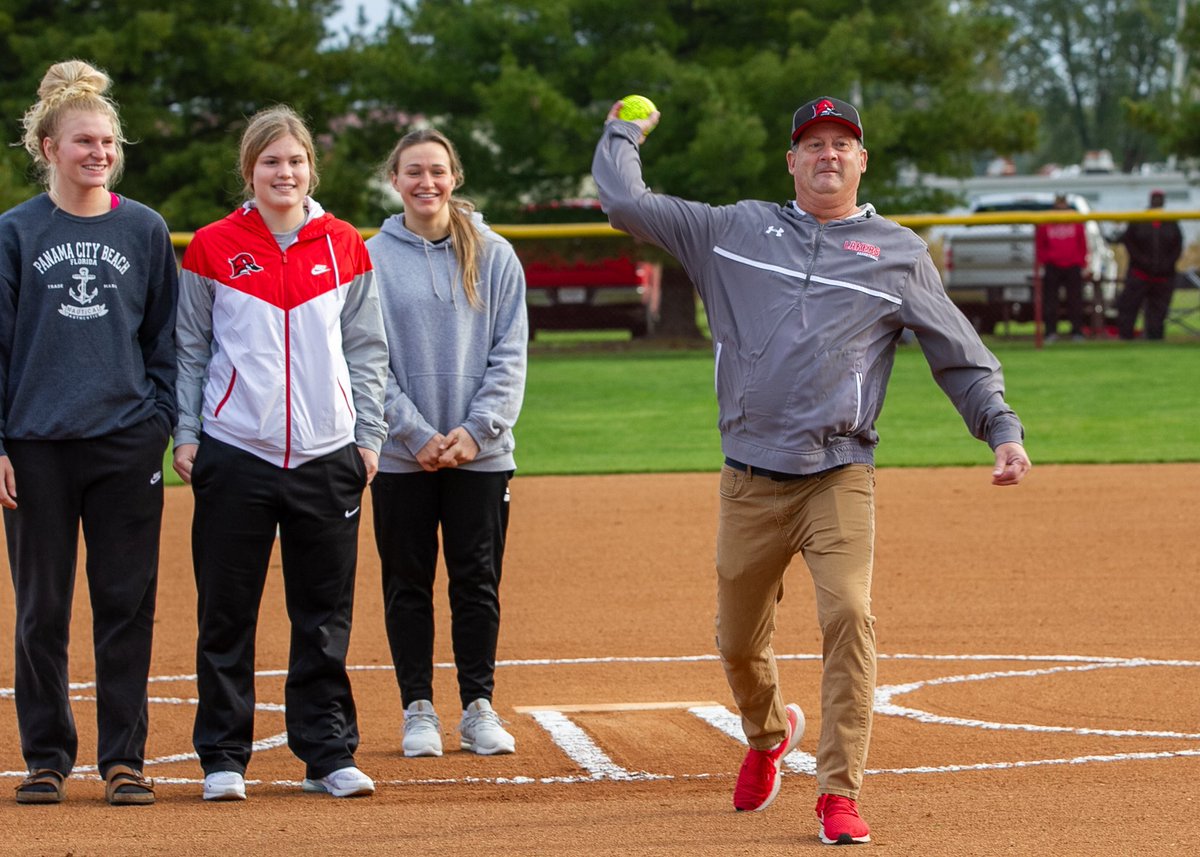 LLCAthletics's tweet photo. This past weekend @land_softball hosted @EIU_Softball on Saturday for a Fall scrimmage where Lakers honored former Laker And current EIU Pitcher Rachel Kaufman. Thank you to National Champion @LLC_WBasketball and coach of the year @DavidWJohnson10 for throwing out the 1st Pitch https://t.co/6GOCr0MPdy