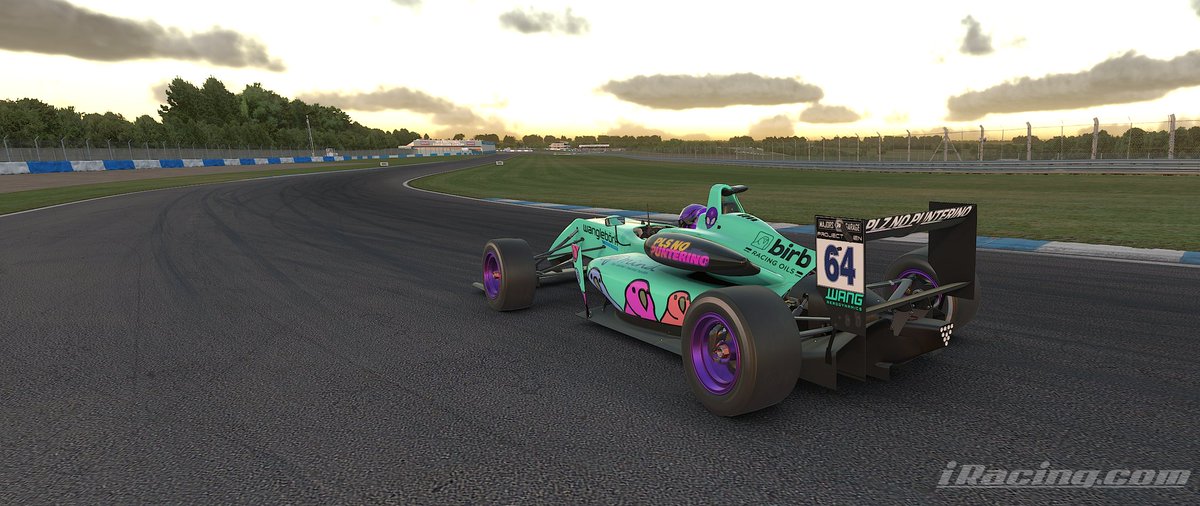 TyreSoup's tweet photo. @JimmyBroadbent and his minty party parrots give me at least a half second advantage. Shout out to Michael Carpenter on Trading Paints for adding the 👽 to his design. @GarageMajors @GSRChannel #projectalien https://t.co/yJIYYQ3hrN