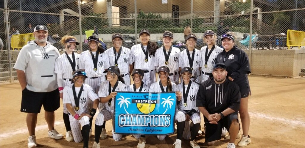 Your 2021 @triplecrownspts Turkey Bash Champs! 7-0 on the weekend scoring 57 runs and giving up 6! Let's keep it going! #athleticsmercado #athleticsmercadobustamante #ambfam #familywearetogetherwecanchampionswewillbe #dontsuck #savages