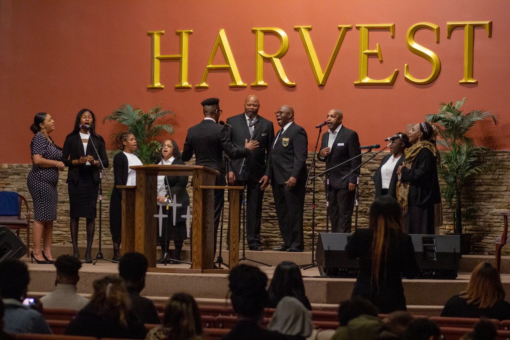 THarvestChurch's tweet photo. @PastorBrianMW preached a powerful message no matter what it looks like  “God will Remember You” 
Isaiah 49:16 declares  “I have engraved you on the palms of my hands; your walls are ever before me.” https://t.co/rnAqFdyjuA