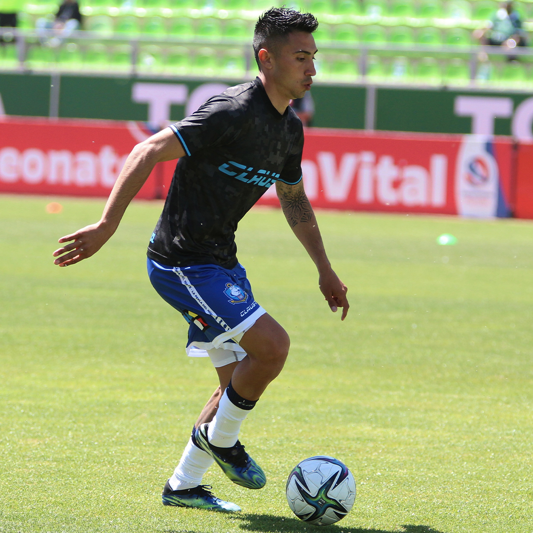 ClubAntofagasta's tweet photo. El calentamiento de #LosPumas en el Elias Figueroa 🏃🏻♂️💪🏻
🔵 #CDA | #CDAvsSW https://t.co/3klQ4lUhlH