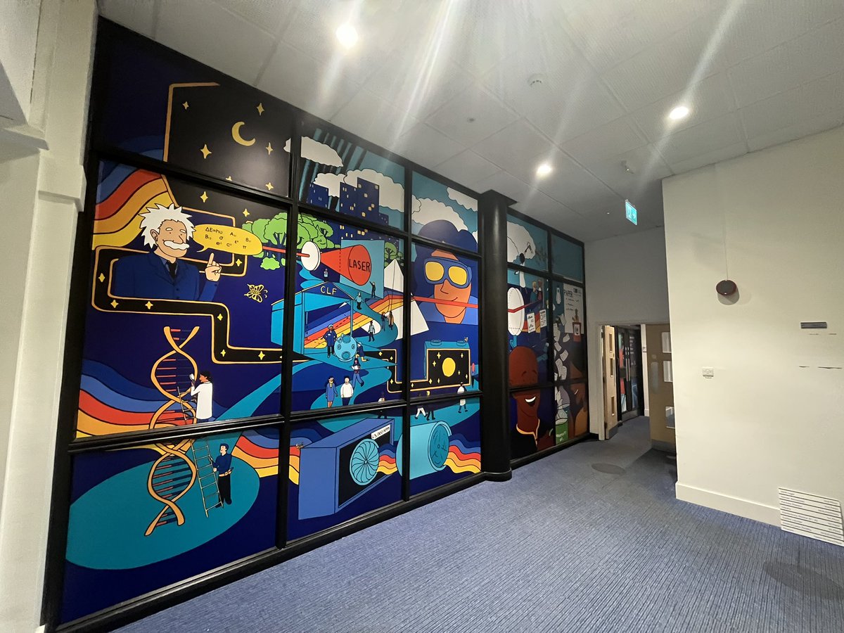 HTowrie's tweet image. Happy #InternationalArtistDay 🎨
Here is a piece I created for @CLF_STFC’s Visitor Centre 😁 An adapted version is currently going up outside! #lasers