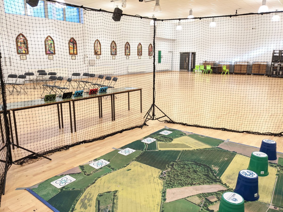 skillsupplyuk's tweet image. Fab day delivering #DroneCoding in collaboration with @HUBBFoundation_ @StMargaretWard the year 7s and their sixth form mentors loved it. What brilliant learners. #stem @skillclubs #droneskills #teamworking #holidayprovision