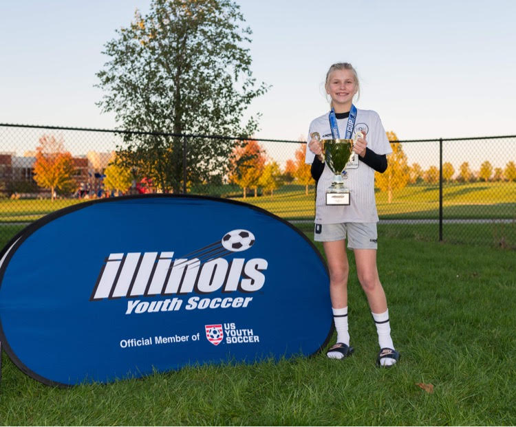 SophiaC11657205's tweet image. Five weeks ago I broke my collarbone.I had 5 weeks of no activity just cheering on my teammates. I was cleared just in time to get back into the U12 Illinois Jr. Cup Championship. My team won 10-0 and I had a goal and an assist. @EclipseSelectSC #TheEclipseNation #ilstatecup